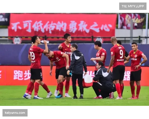 北京首钢防守效率联盟前五 半场阵地战限制对手进攻发起